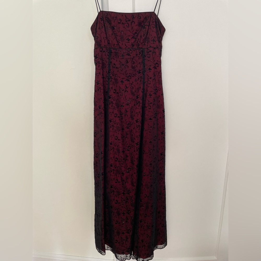 Black and Red Vintage Dress